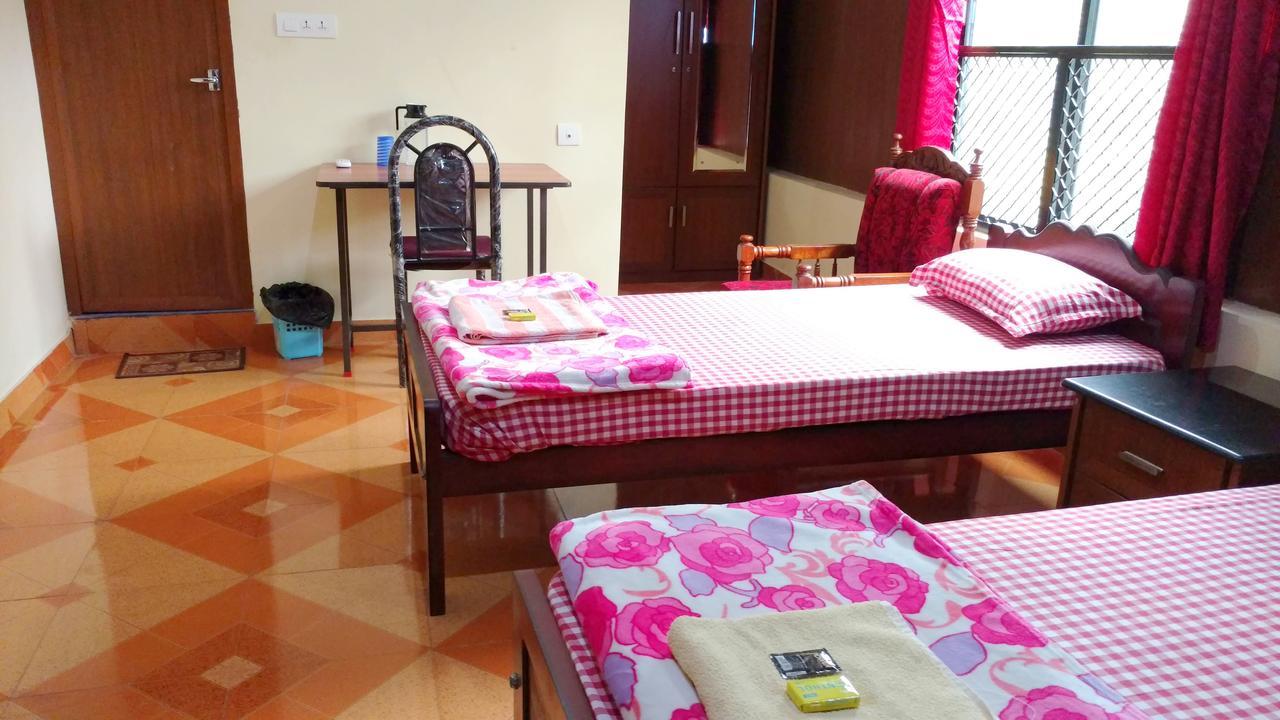 Sanam Beach House Kannur Exterior photo